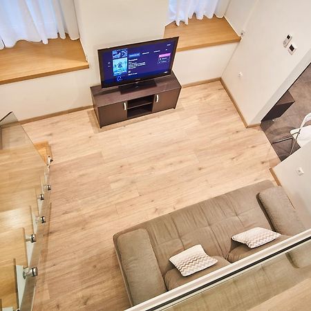 V27 Apartment | Hostaid บูดาเปสต์ ภายนอก รูปภาพ