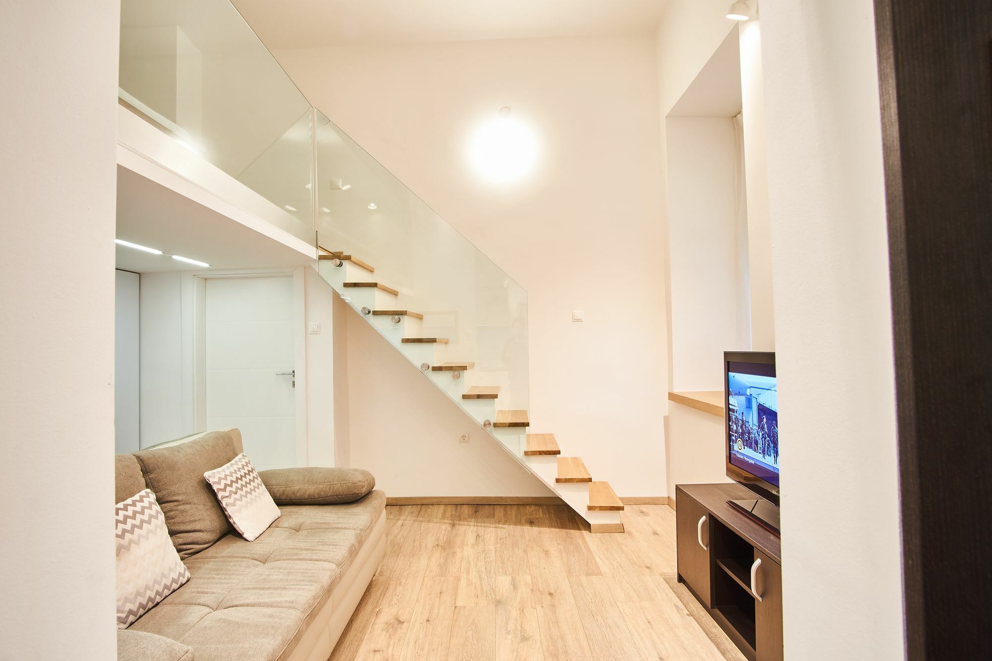 V27 Apartment | Hostaid บูดาเปสต์ ภายนอก รูปภาพ